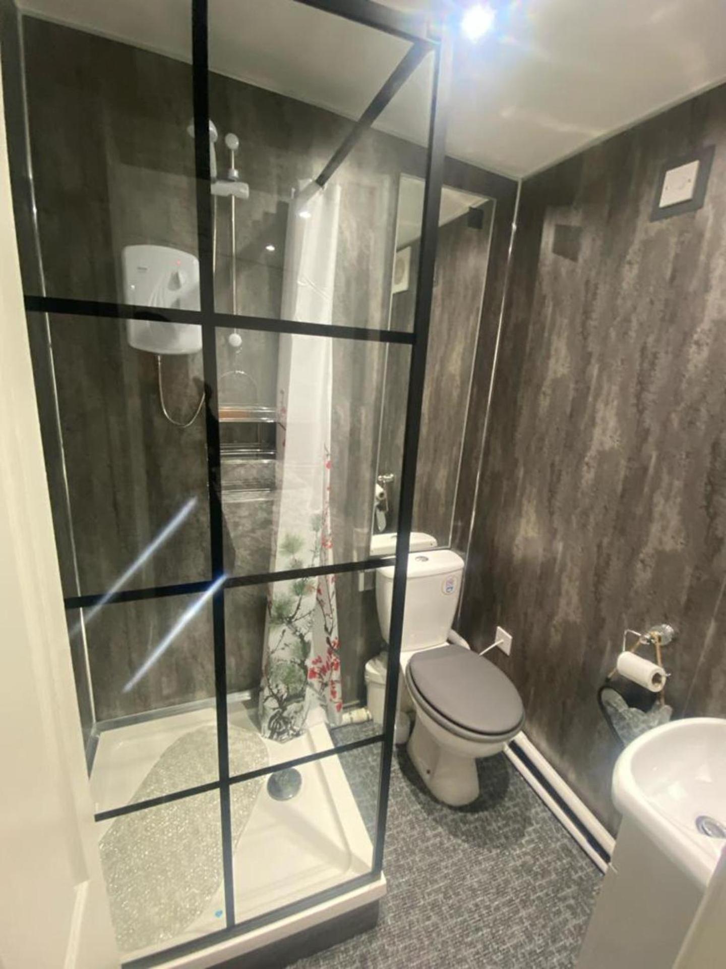 Beautiful 3-Bed Apartment In Мертир-Тидвилл Экстерьер фото